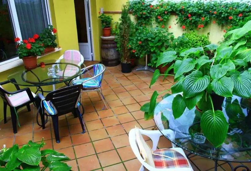 ペンション Hostal Escartín