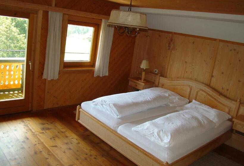 פנסיון Panoramahaus Steiner