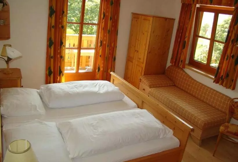 ペンション Panoramahaus Steiner