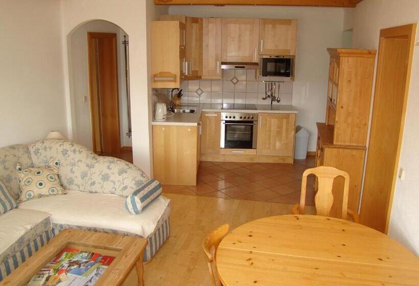 פנסיון Panoramahaus Steiner