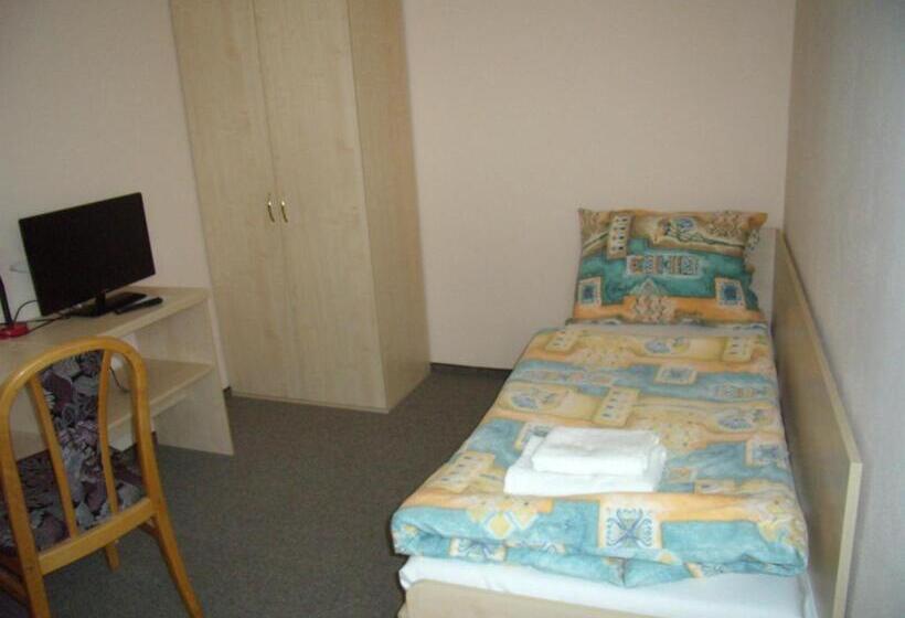 ペンション Penzion Iris