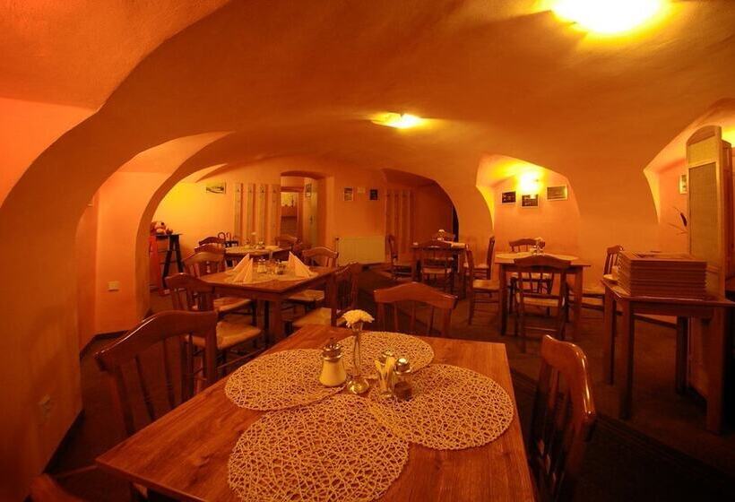 Pansiyon Penzion U Lucerny