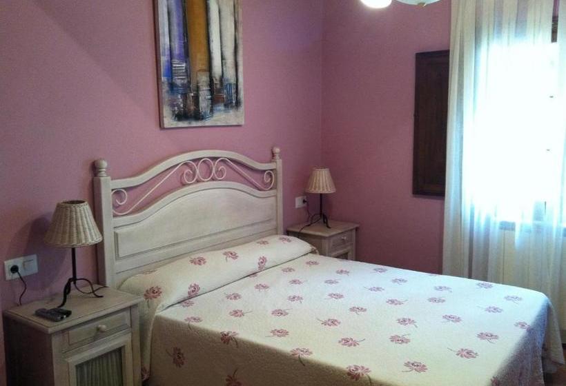 بنسيون Posada El Mirador