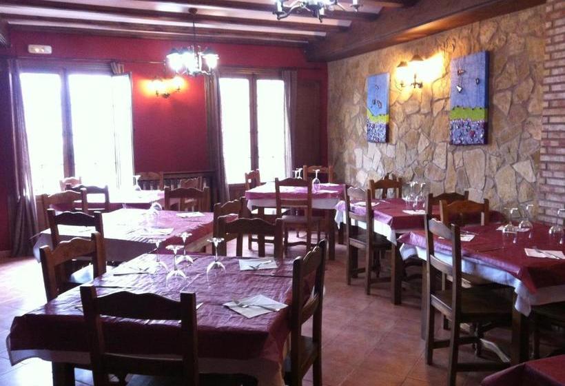 بنسيون Posada El Mirador