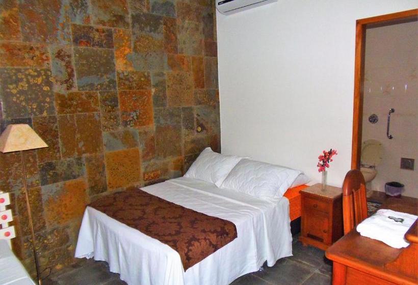 پانسیون Pousada Paraguaya