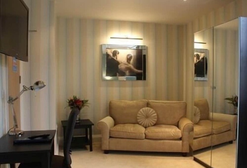 膳宿费 The Keep Boutique