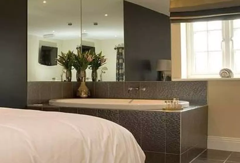 Majatalo The Keep Boutique