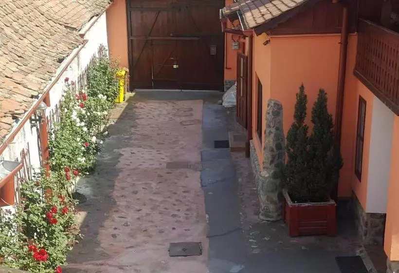 Pension Ela