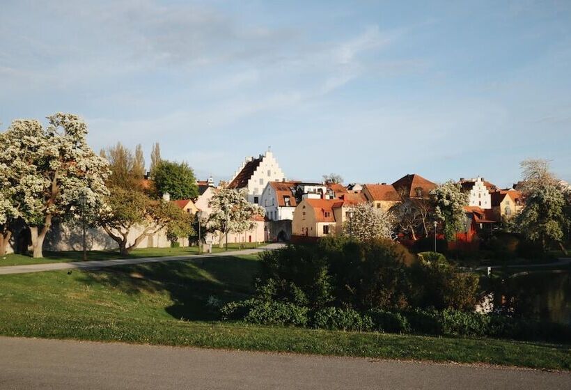 Vandrarhemmet Birkagatan 8