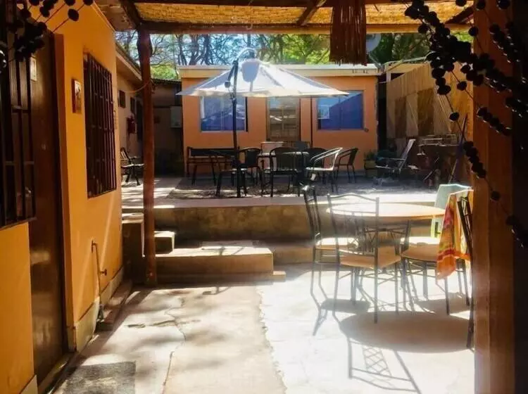 هاستل Hostal Intipara