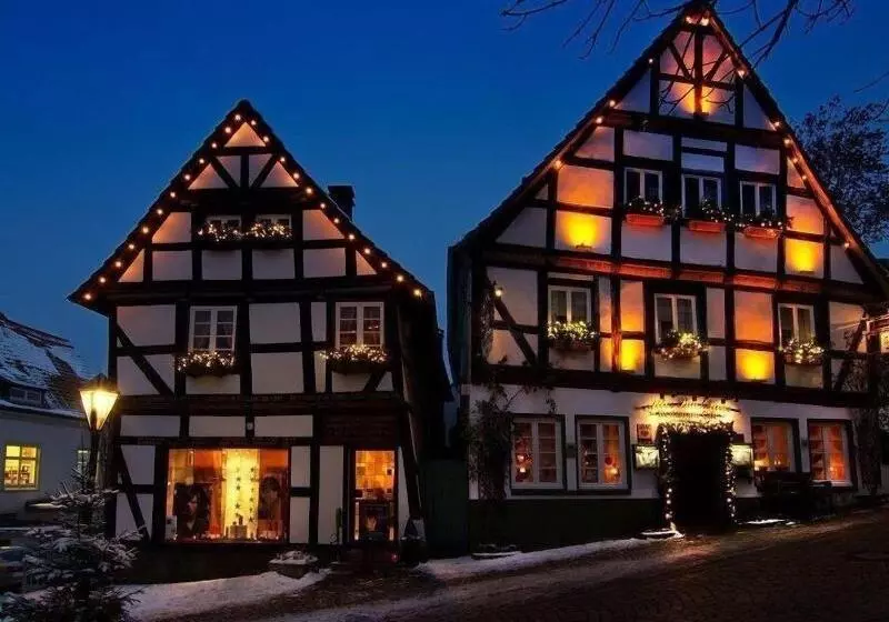 Aamiaismajoitus (B&B) Betriebe Güldenhaupt Gmbh