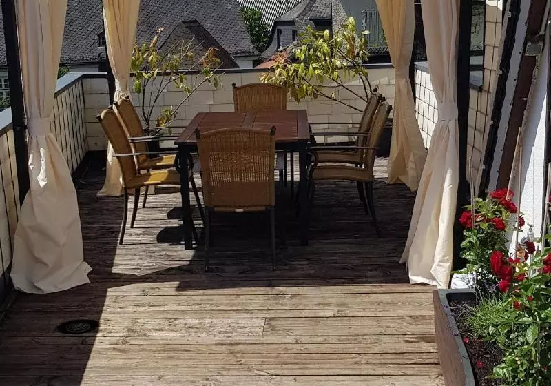 Aamiaismajoitus (B&B) Betriebe Güldenhaupt Gmbh