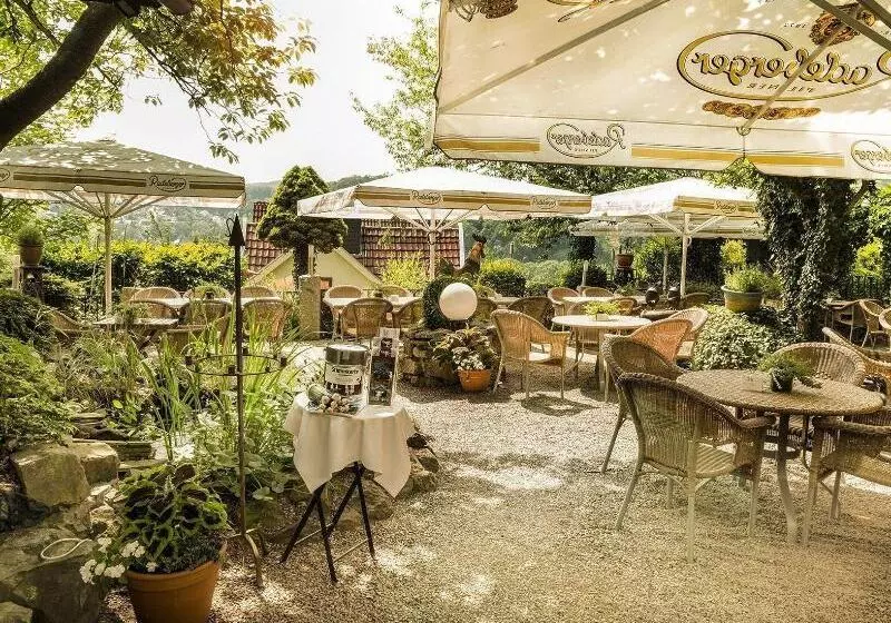 Aamiaismajoitus (B&B) Betriebe Güldenhaupt Gmbh