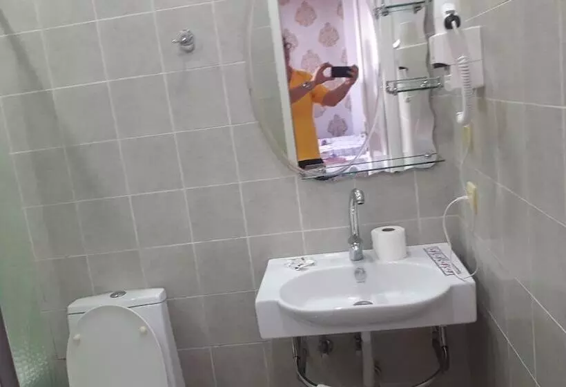 پانسیون Dzveli Batumi