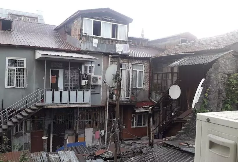 پانسیون Dzveli Batumi