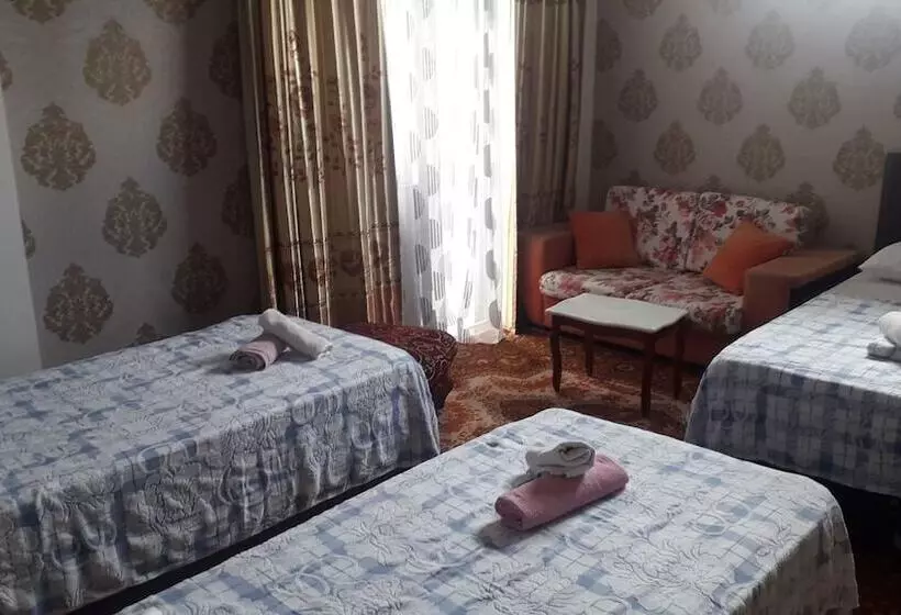 پانسیون Dzveli Batumi