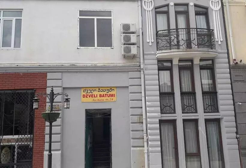 پانسیون Dzveli Batumi