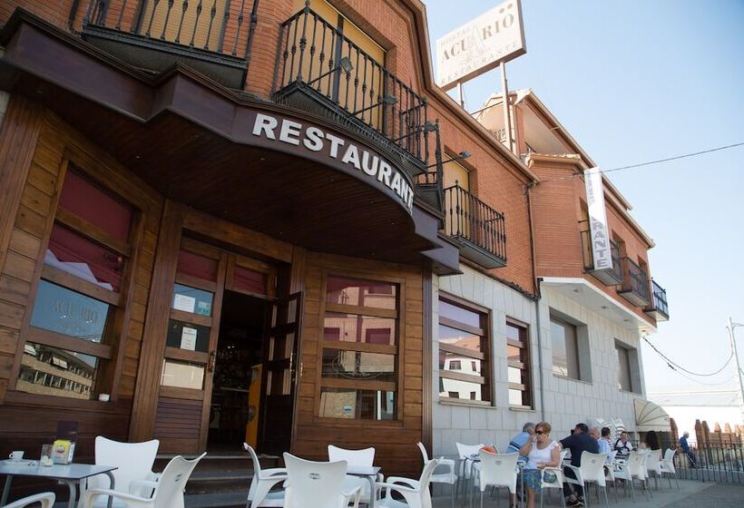 ペンション Hostal Acuario