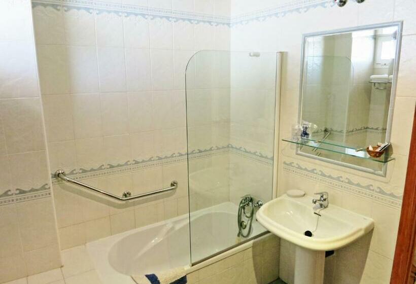 Пансион Hostal Brisamar