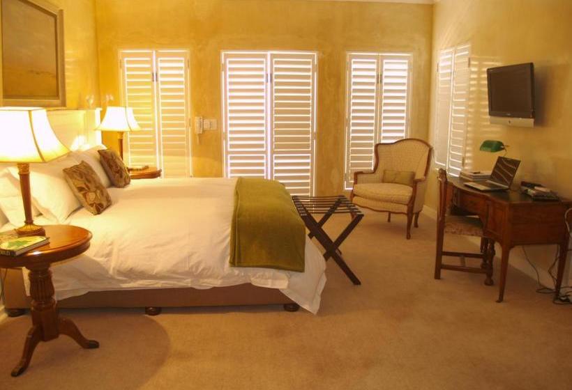 פנסיון Leighwood Lodge