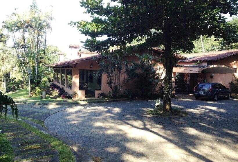 펜션 Pousada Sitio Araribá