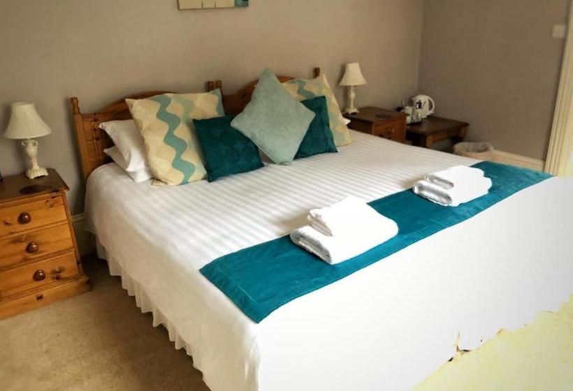 بنسيون The Riverside