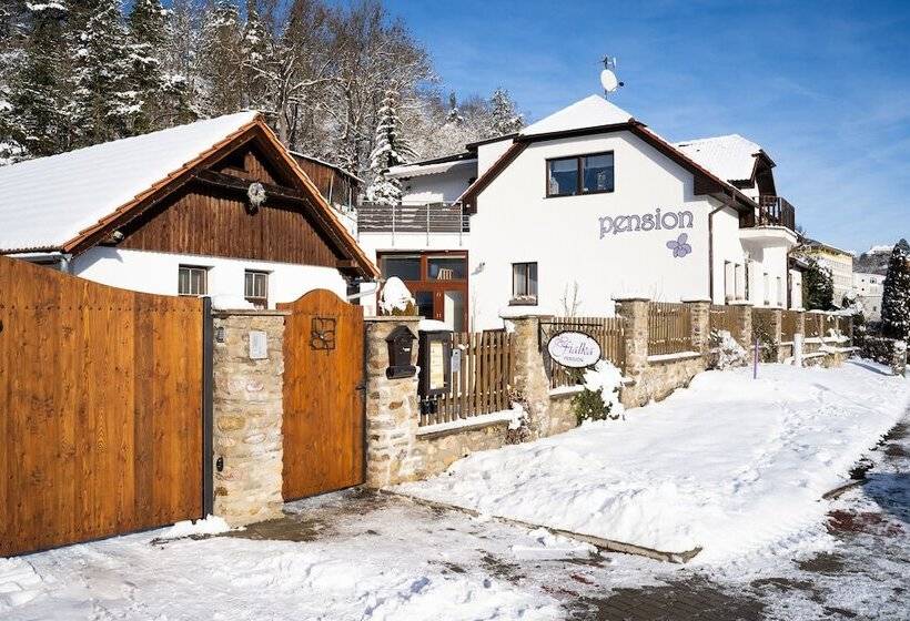 Pension Fialka