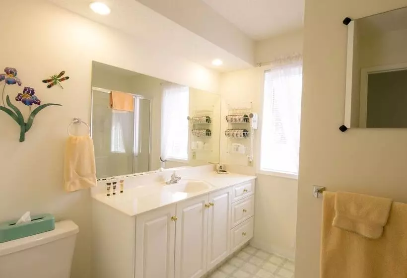 Retkeilymaja Inn On Canyon