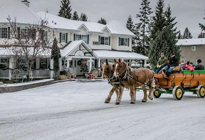 Retkeilymaja Inn On Canyon