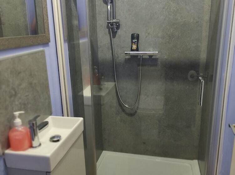 Общежитие Reindeer Accommodation