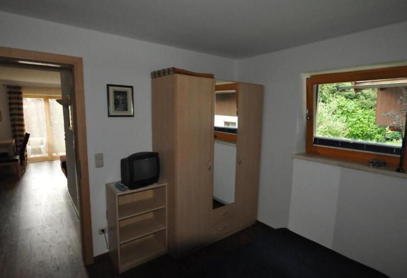 Frühstückspension & Appartements Eugenie