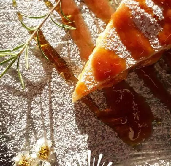 Hotelli Bio Agriturismo Valle Dei Calanchi