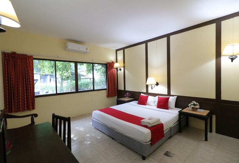 پانسیون Baan Nat The Village Sha Certified