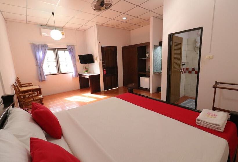 پانسیون Baan Nat The Village Sha Certified