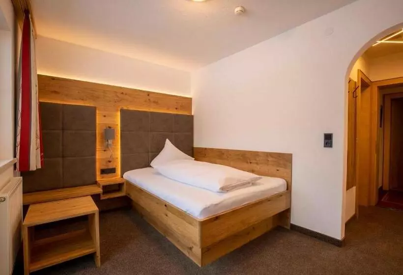 ペンション Gidis Hof