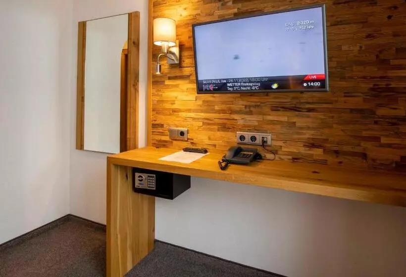 ペンション Gidis Hof