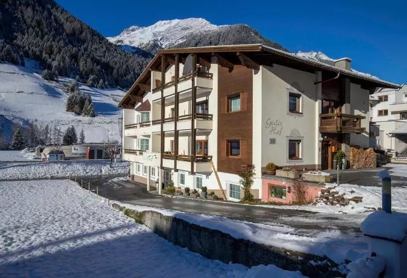 ペンション Gidis Hof