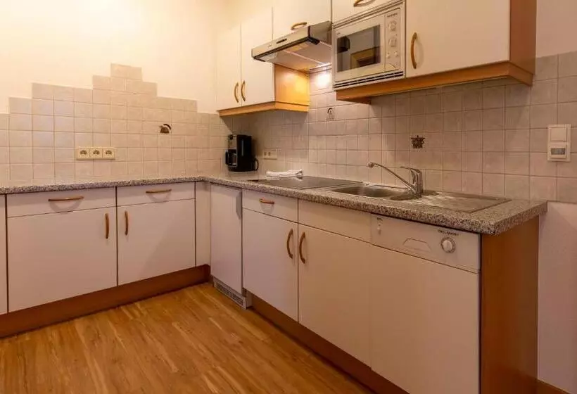 ペンション Gidis Hof