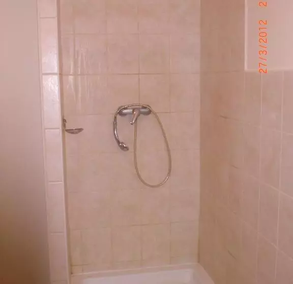 Majatalo Na 15 Kopách