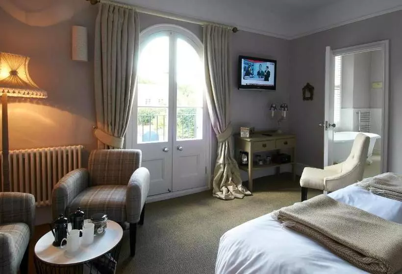 ペンション The Swan