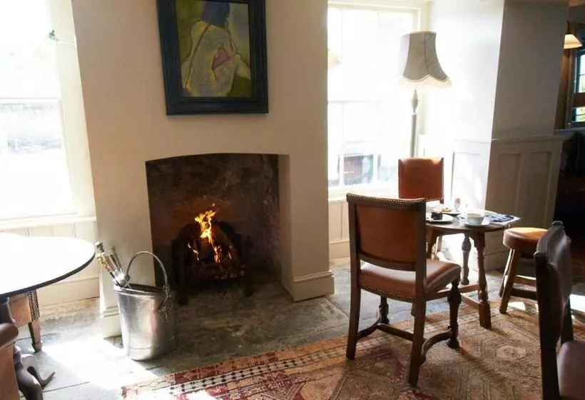 ペンション The Swan