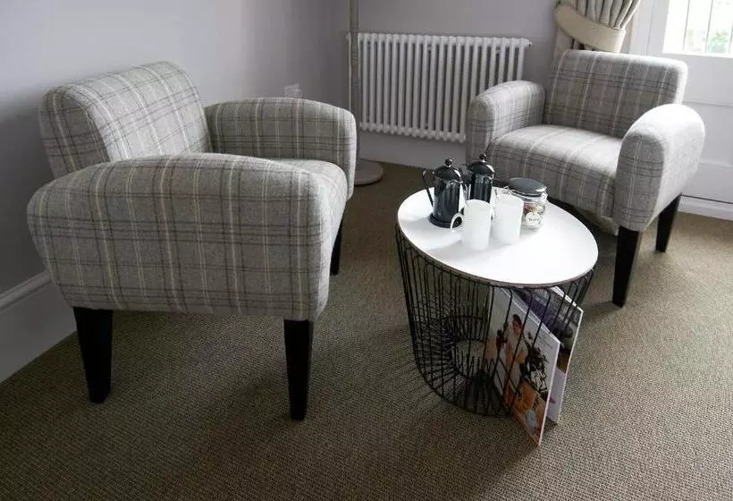 ペンション The Swan