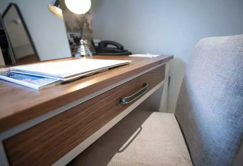 ユースホステル Cromwell Arms Country Pub With Rooms