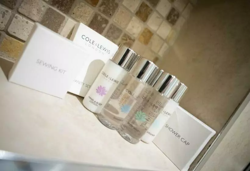 ユースホステル Cromwell Arms Country Pub With Rooms