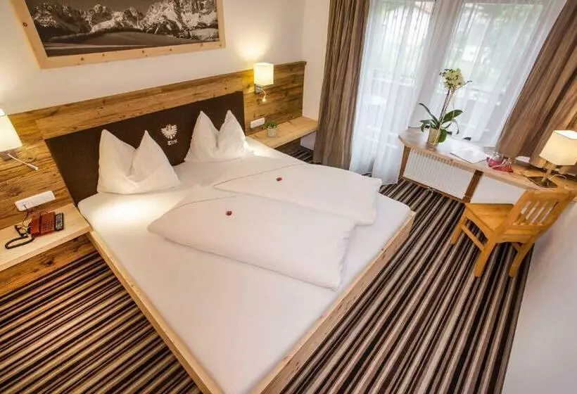 Retkeilymaja Gasthof Zum Wilden Kaiser