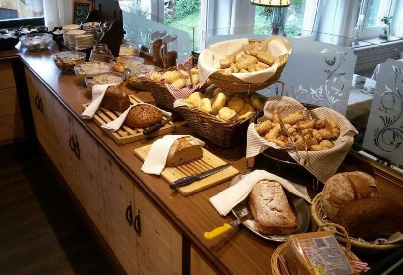 Hostel Gasthof Zum Wilden Kaiser