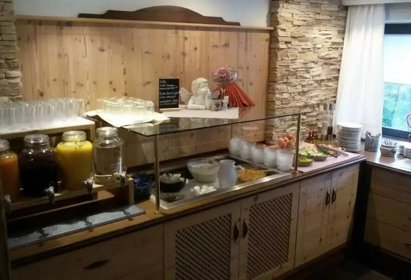 Retkeilymaja Gasthof Zum Wilden Kaiser