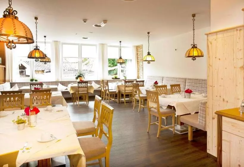 Retkeilymaja Gasthof Zum Wilden Kaiser