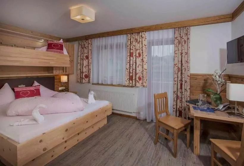 Retkeilymaja Gasthof Zum Wilden Kaiser