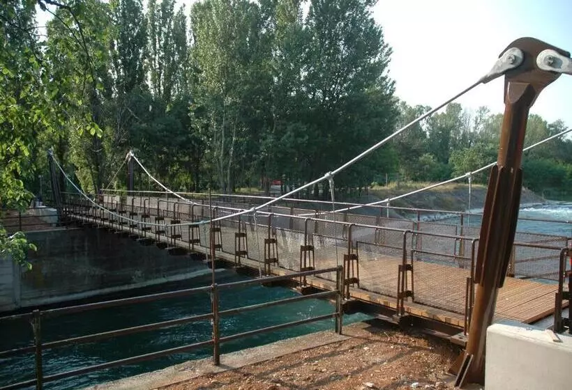 Hotelli B&b Casale Onida